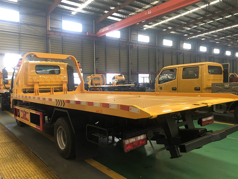 南京—洛阳高速公路凤阳支线汽车救援